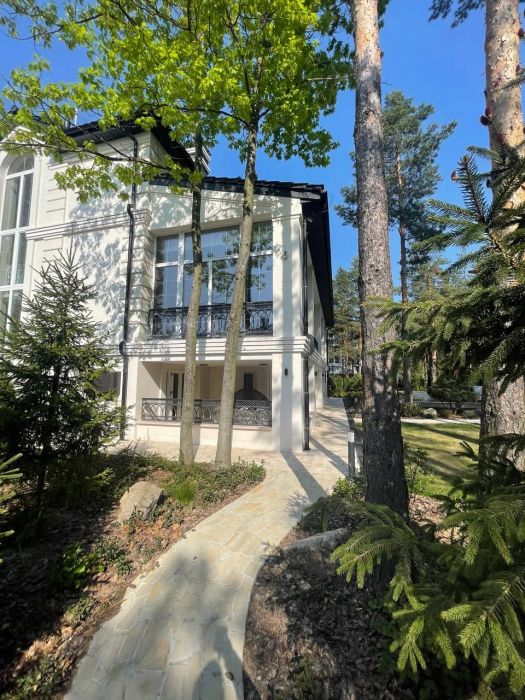 Projects - House Projects - House 750 - A photo  10